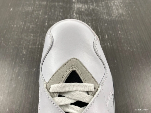 Bunny (2013) Air 305381-103 Retro Bugs Jordan 8 0721